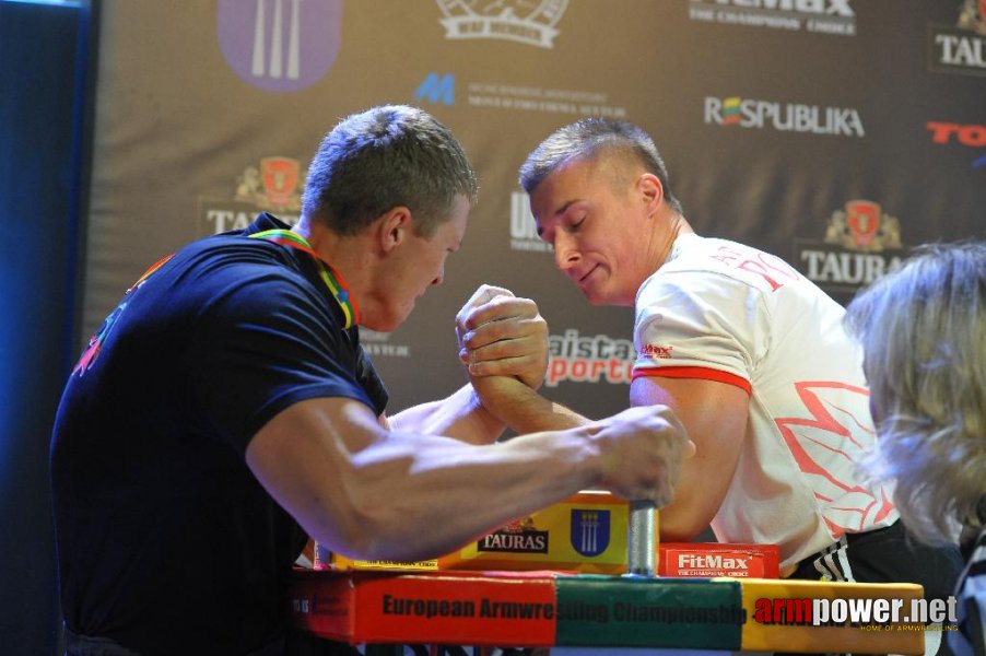 Euroarm 2013 - day 3 - left hand juniors 21, seniors # Armwrestling # Armpower.net