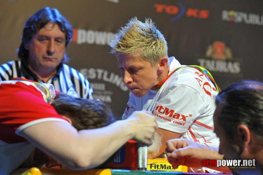 Euroarm 2013 - day 3 - left hand juniors 21, seniors # Armwrestling # Armpower.net