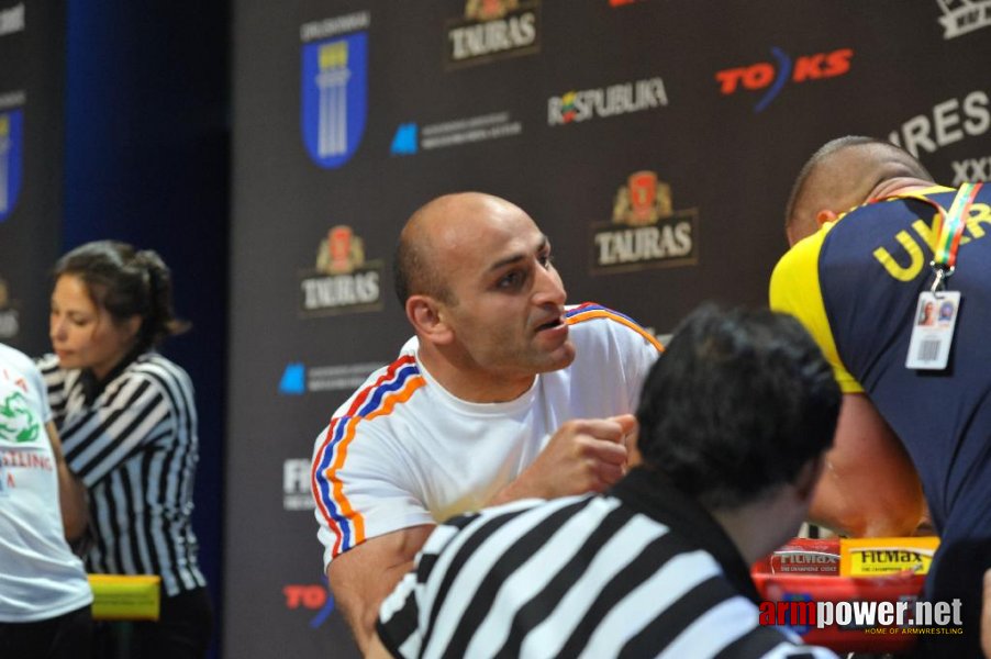 Euroarm 2013 - day 3 - left hand juniors 21, seniors # Armwrestling # Armpower.net