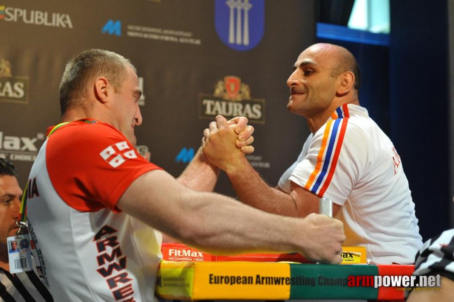 Euroarm 2013 - day 3 - left hand juniors 21, seniors # Armwrestling # Armpower.net