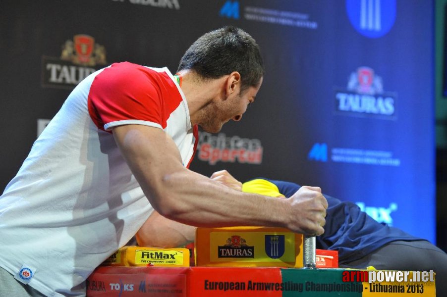 Euroarm 2013 - day 3 - left hand juniors 21, seniors # Siłowanie na ręce # Armwrestling # Armpower.net