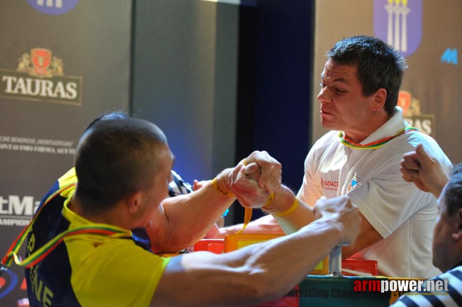 Euroarm 2013 - day 3 - left hand juniors 21, seniors # Armwrestling # Armpower.net