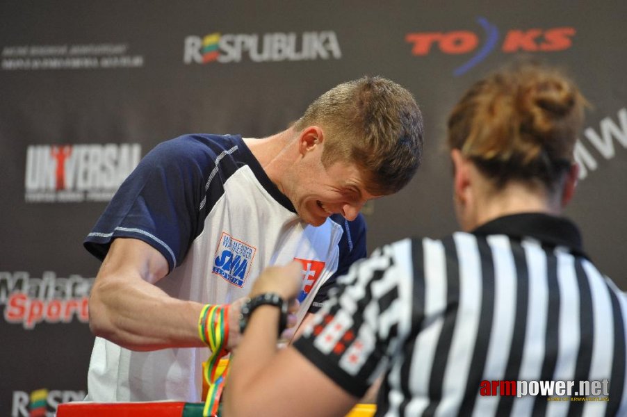 Euroarm 2013 - day 3 - left hand juniors 21, seniors # Armwrestling # Armpower.net