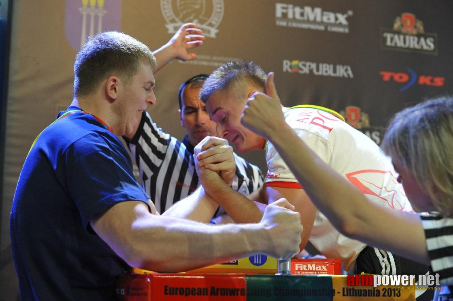 Euroarm 2013 - day 3 - left hand juniors 21, seniors # Siłowanie na ręce # Armwrestling # Armpower.net