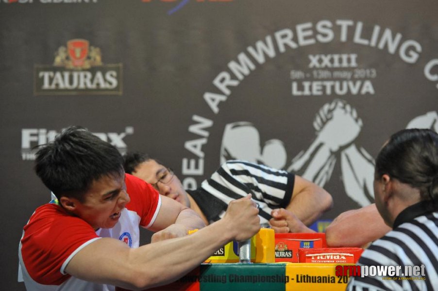 Euroarm 2013 - day 3 - left hand juniors 21, seniors # Siłowanie na ręce # Armwrestling # Armpower.net