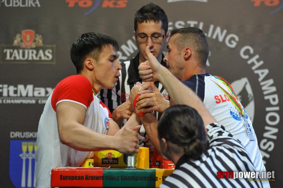 Euroarm 2013 - day 3 - left hand juniors 21, seniors # Siłowanie na ręce # Armwrestling # Armpower.net