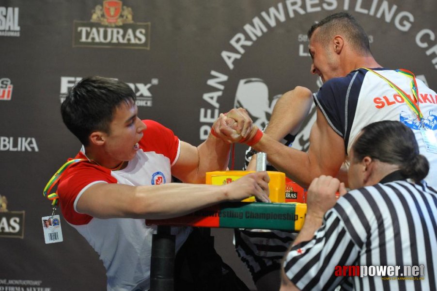 Euroarm 2013 - day 3 - left hand juniors 21, seniors # Siłowanie na ręce # Armwrestling # Armpower.net