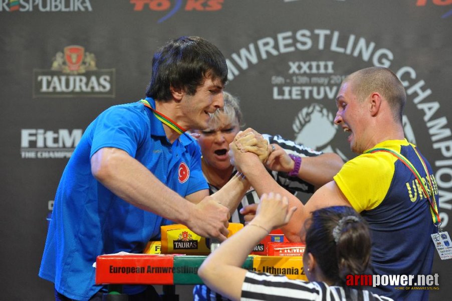 Euroarm 2013 - day 3 - left hand juniors 21, seniors # Siłowanie na ręce # Armwrestling # Armpower.net