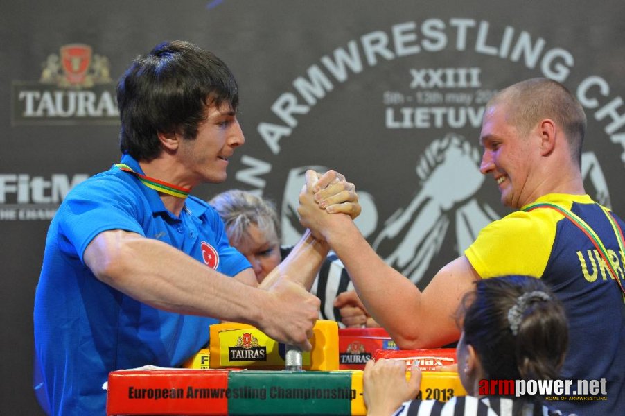 Euroarm 2013 - day 3 - left hand juniors 21, seniors # Siłowanie na ręce # Armwrestling # Armpower.net