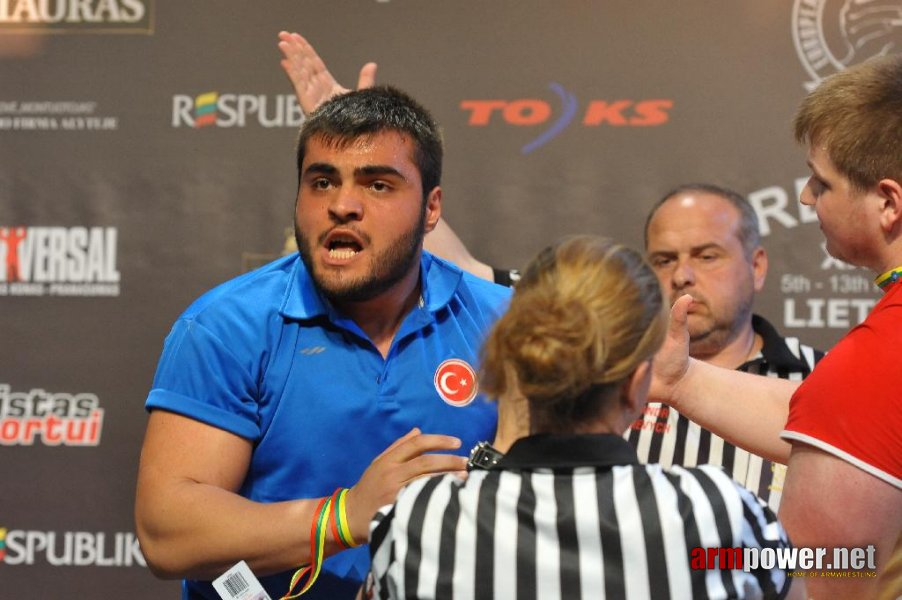 Euroarm 2013 - day 3 - left hand juniors 21, seniors # Armwrestling # Armpower.net