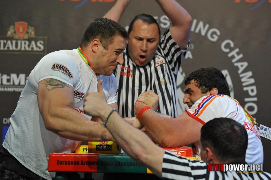 Euroarm 2013 - day 3 - left hand juniors 21, seniors # Siłowanie na ręce # Armwrestling # Armpower.net