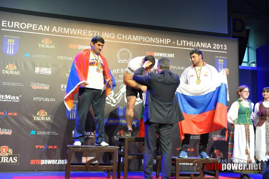 Euroarm 2013 - day 3 - left hand juniors 21, seniors # Armwrestling # Armpower.net