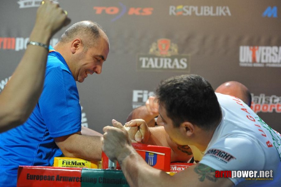 Euroarm 2013 - day 4 - right hand juniors 21, seniors # Siłowanie na ręce # Armwrestling # Armpower.net