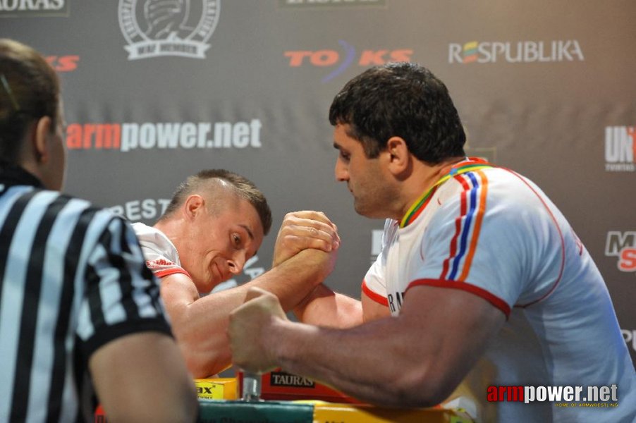 Euroarm 2013 - day 4 - right hand juniors 21, seniors # Siłowanie na ręce # Armwrestling # Armpower.net