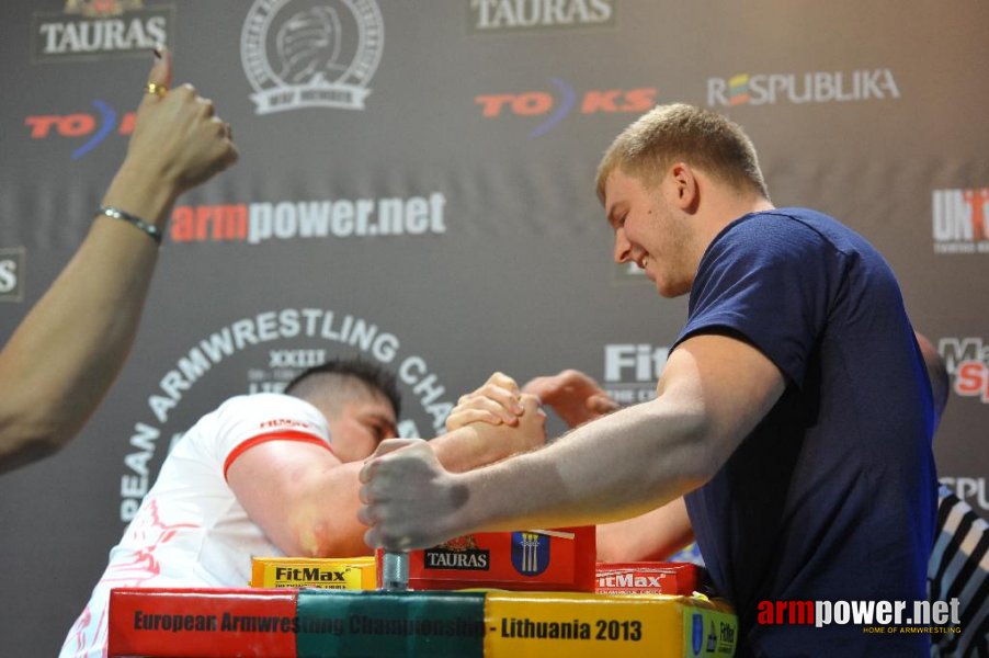 Euroarm 2013 - day 4 - right hand juniors 21, seniors # Siłowanie na ręce # Armwrestling # Armpower.net