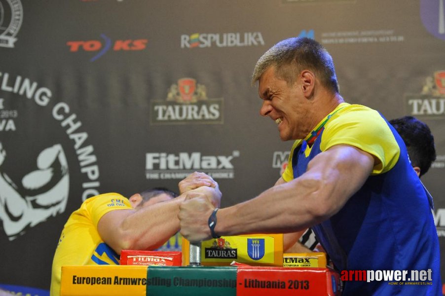 Euroarm 2013 - day 4 - right hand juniors 21, seniors # Siłowanie na ręce # Armwrestling # Armpower.net