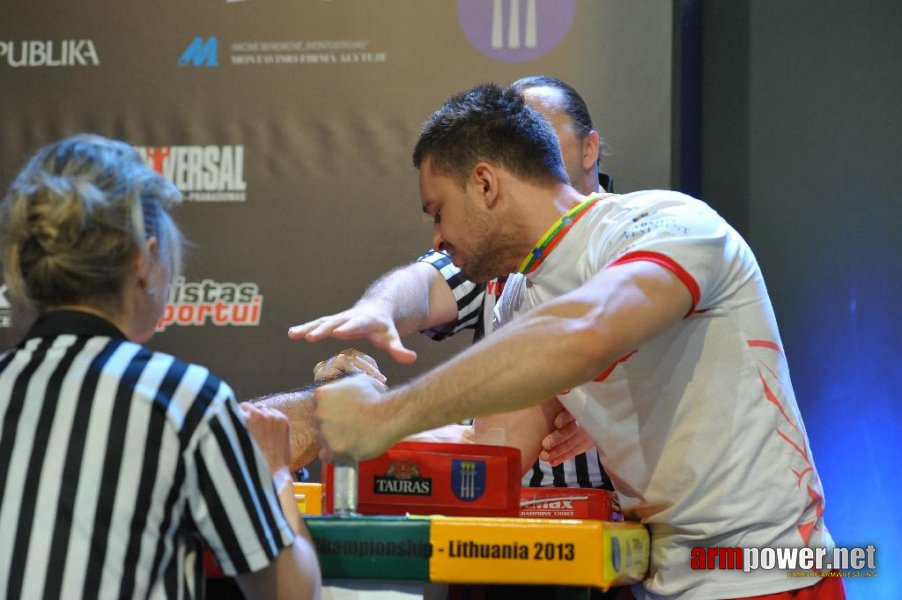 Euroarm 2013 - day 4 - right hand juniors 21, seniors # Armwrestling # Armpower.net