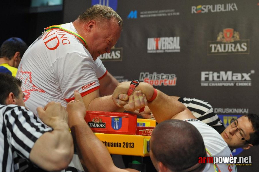 Euroarm 2013 - day 4 - right hand juniors 21, seniors # Siłowanie na ręce # Armwrestling # Armpower.net