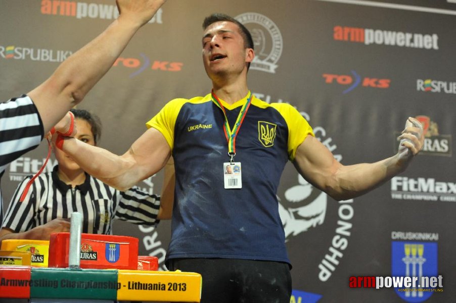 Euroarm 2013 - day 4 - right hand juniors 21, seniors # Armwrestling # Armpower.net