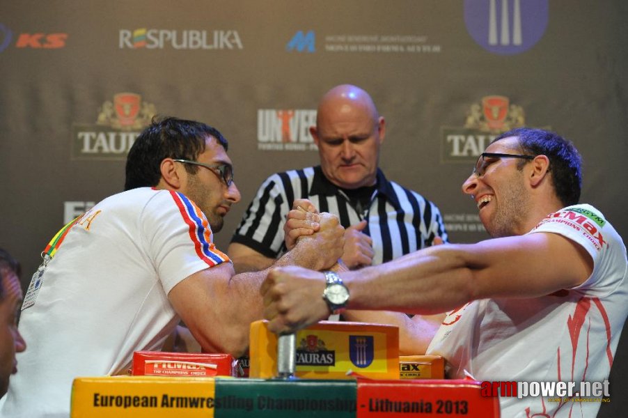 Euroarm 2013 - day 4 - right hand juniors 21, seniors # Siłowanie na ręce # Armwrestling # Armpower.net