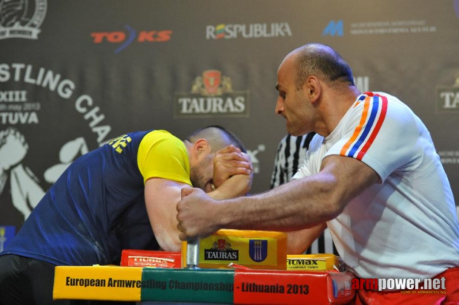 Euroarm 2013 - day 4 - right hand juniors 21, seniors # Siłowanie na ręce # Armwrestling # Armpower.net