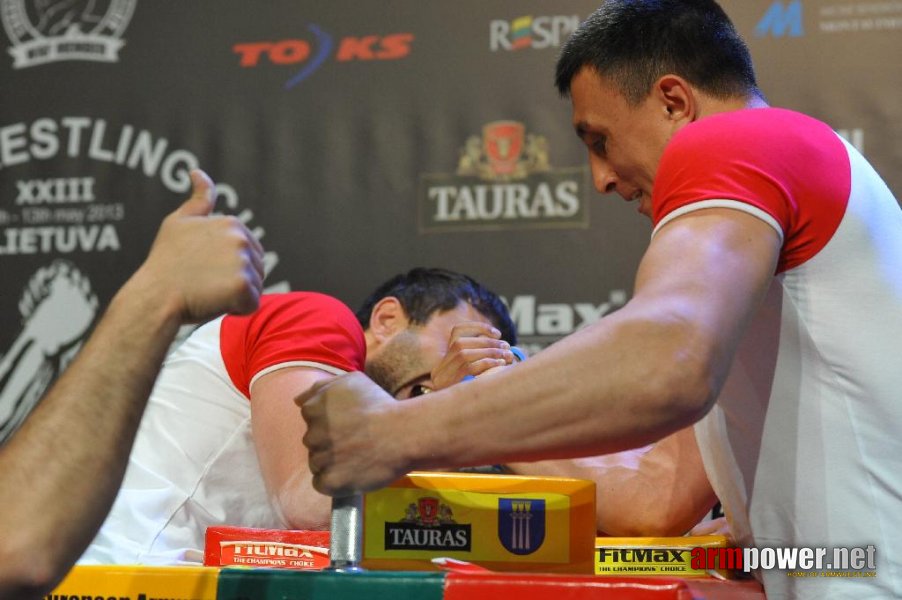 Euroarm 2013 - day 4 - right hand juniors 21, seniors # Siłowanie na ręce # Armwrestling # Armpower.net