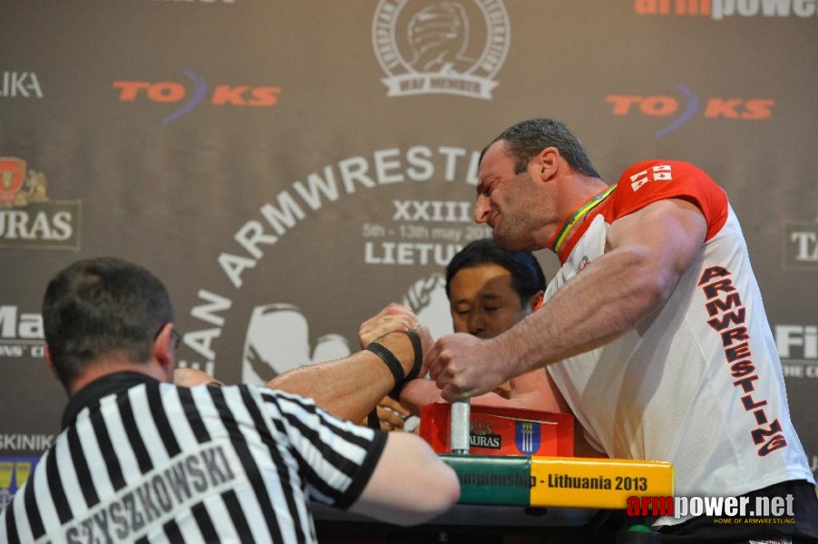 Euroarm 2013 - day 4 - right hand juniors 21, seniors # Armwrestling # Armpower.net