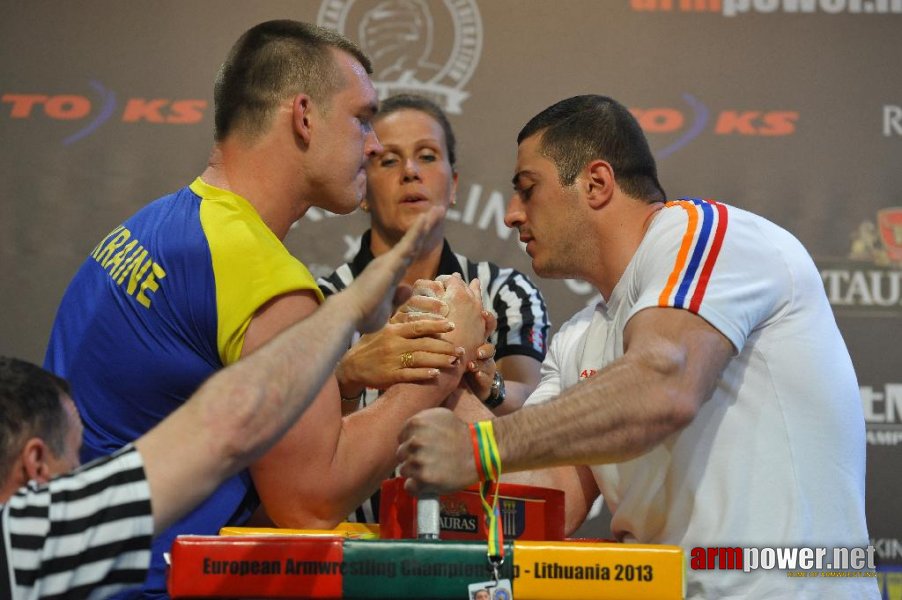 Euroarm 2013 - day 4 - right hand juniors 21, seniors # Armwrestling # Armpower.net