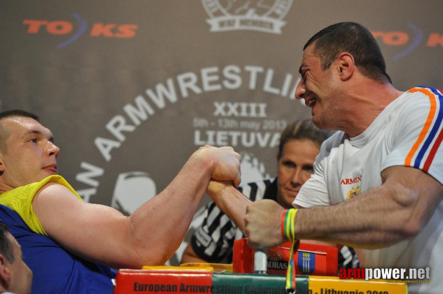 Euroarm 2013 - day 4 - right hand juniors 21, seniors # Armwrestling # Armpower.net