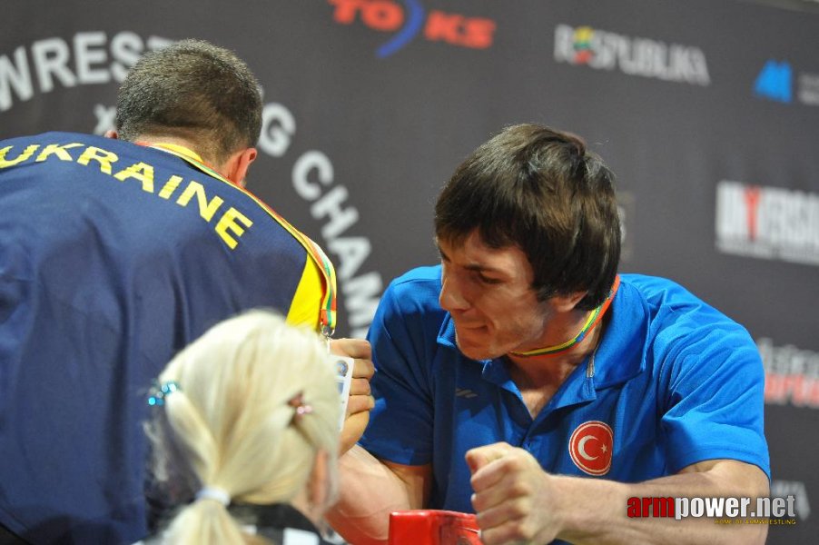 Euroarm 2013 - day 4 - right hand juniors 21, seniors # Armwrestling # Armpower.net