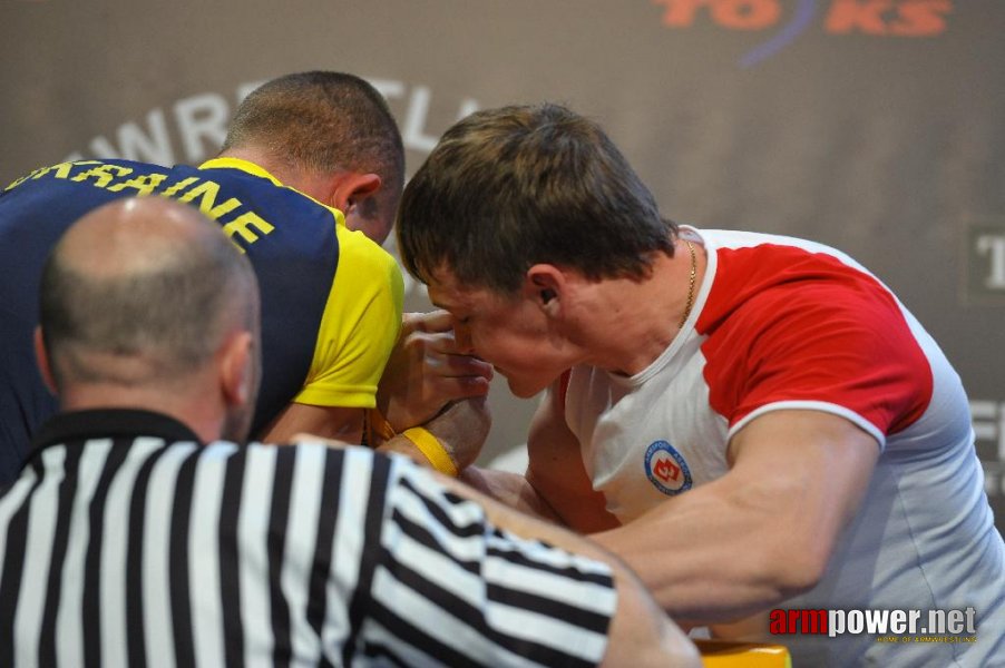 Euroarm 2013 - day 4 - right hand juniors 21, seniors # Siłowanie na ręce # Armwrestling # Armpower.net