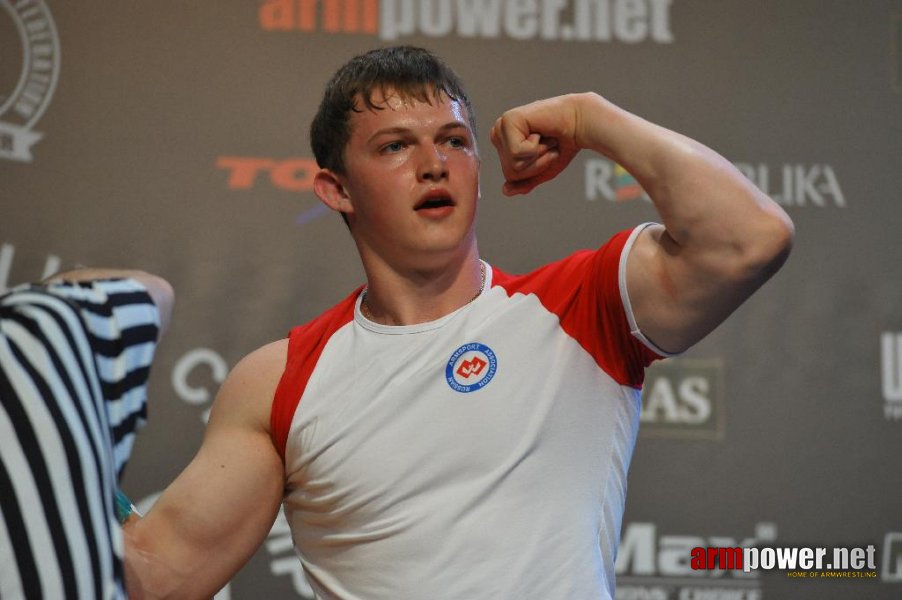 Euroarm 2013 - day 4 - right hand juniors 21, seniors # Siłowanie na ręce # Armwrestling # Armpower.net