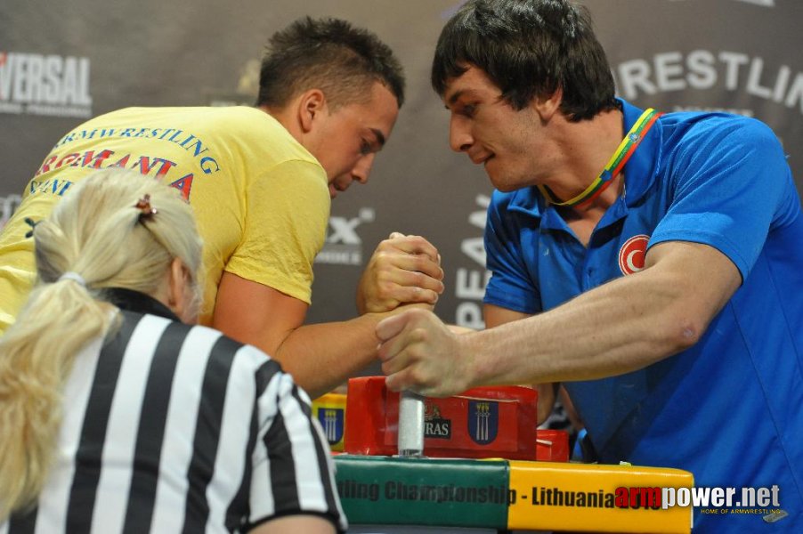 Euroarm 2013 - day 4 - right hand juniors 21, seniors # Siłowanie na ręce # Armwrestling # Armpower.net