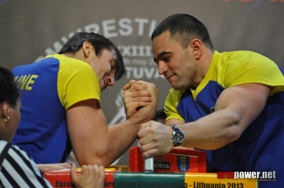 Euroarm 2013 - day 4 - right hand juniors 21, seniors # Siłowanie na ręce # Armwrestling # Armpower.net