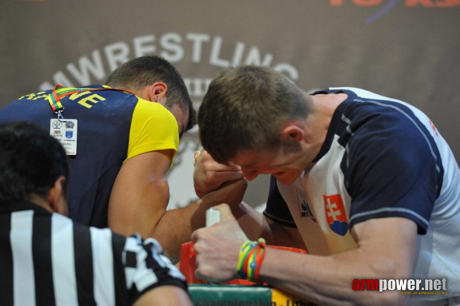 Euroarm 2013 - day 4 - right hand juniors 21, seniors # Siłowanie na ręce # Armwrestling # Armpower.net