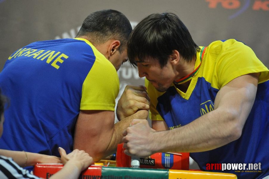 Euroarm 2013 - day 4 - right hand juniors 21, seniors # Siłowanie na ręce # Armwrestling # Armpower.net