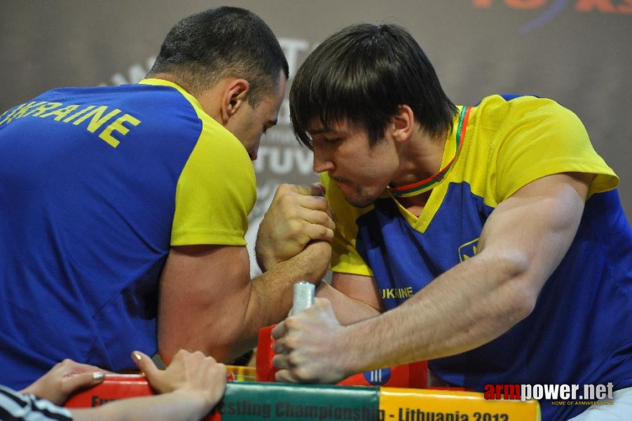 Euroarm 2013 - day 4 - right hand juniors 21, seniors # Siłowanie na ręce # Armwrestling # Armpower.net