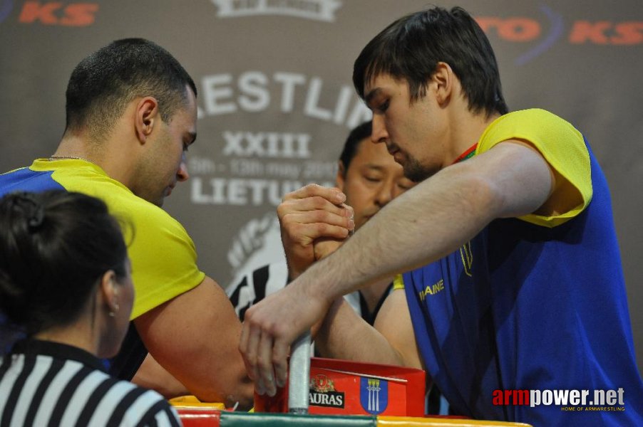 Euroarm 2013 - day 4 - right hand juniors 21, seniors # Siłowanie na ręce # Armwrestling # Armpower.net