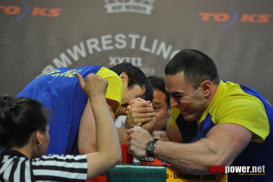 Euroarm 2013 - day 4 - right hand juniors 21, seniors # Armwrestling # Armpower.net