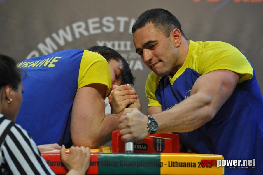 Euroarm 2013 - day 4 - right hand juniors 21, seniors # Armwrestling # Armpower.net