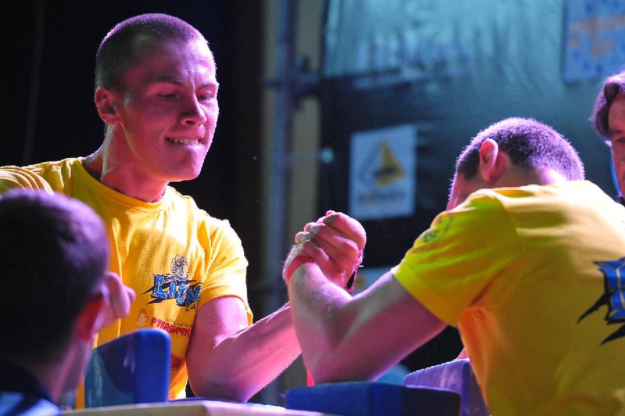 Lion Cup – Fitmax Challenge 2013 # Armwrestling # Armpower.net