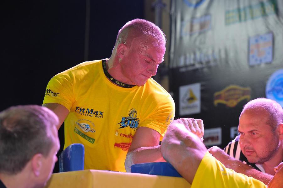 Lion Cup – Fitmax Challenge 2013 # Armwrestling # Armpower.net