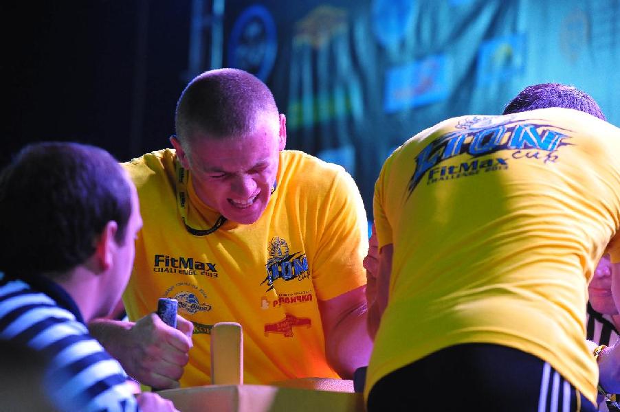 Lion Cup 2013 - Right Hand # Armwrestling # Armpower.net