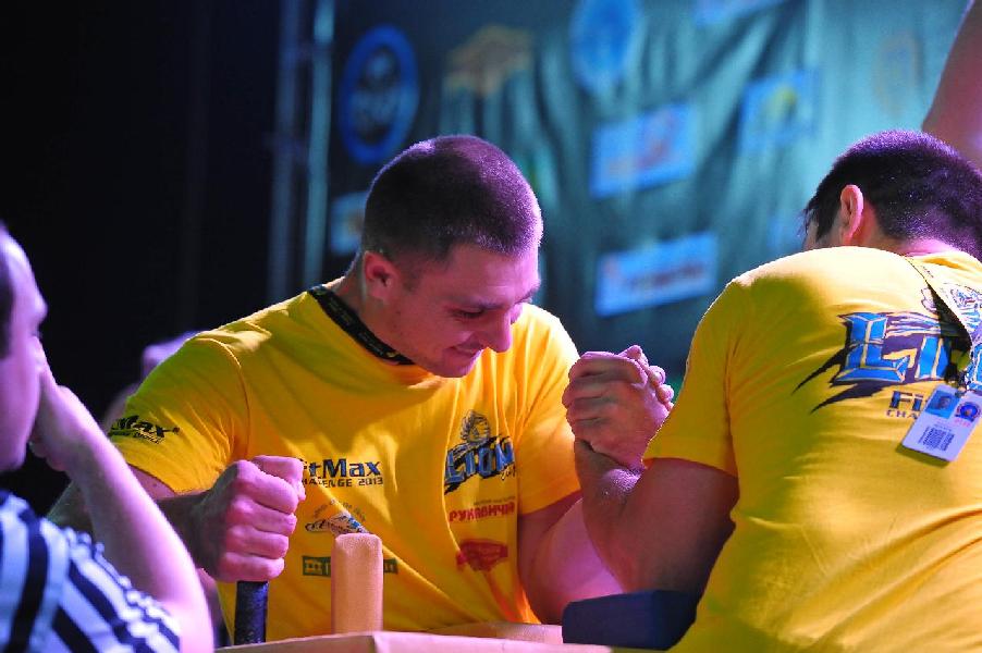 Lion Cup 2013 - Right Hand # Siłowanie na ręce # Armwrestling # Armpower.net