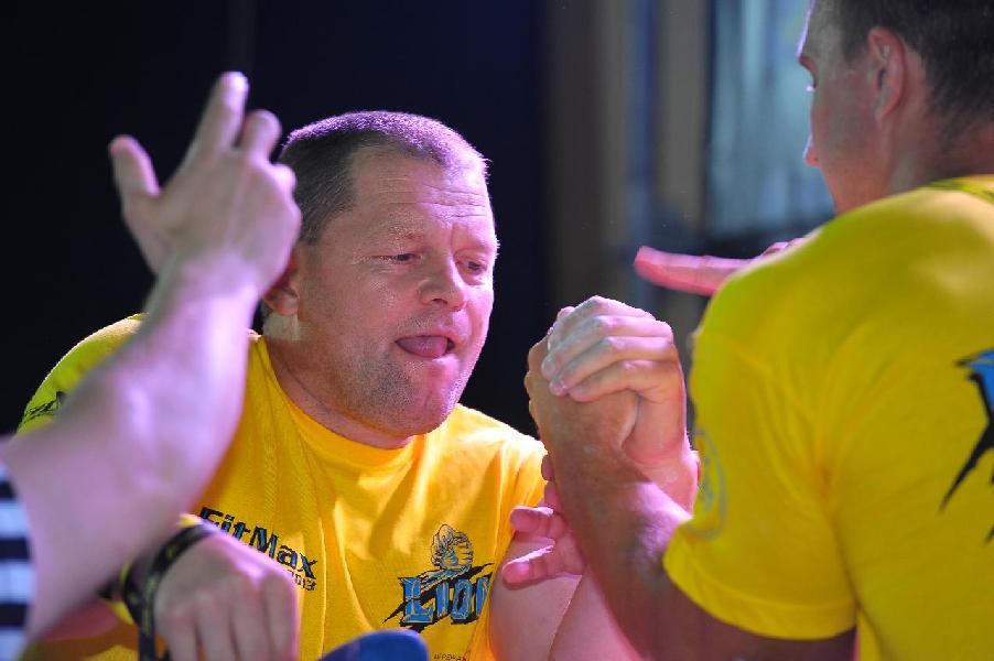 Lion Cup 2013 - Right Hand # Armwrestling # Armpower.net