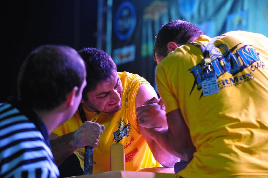 Lion Cup 2013 - Right Hand # Armwrestling # Armpower.net