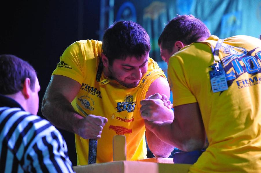 Lion Cup 2013 - Right Hand # Armwrestling # Armpower.net