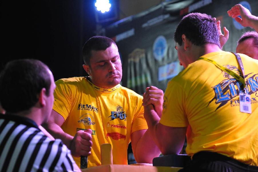 Lion Cup 2013 - Right Hand # Armwrestling # Armpower.net