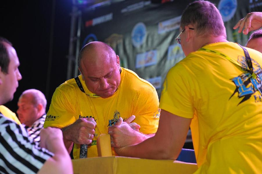 Lion Cup 2013 - Right Hand # Armwrestling # Armpower.net