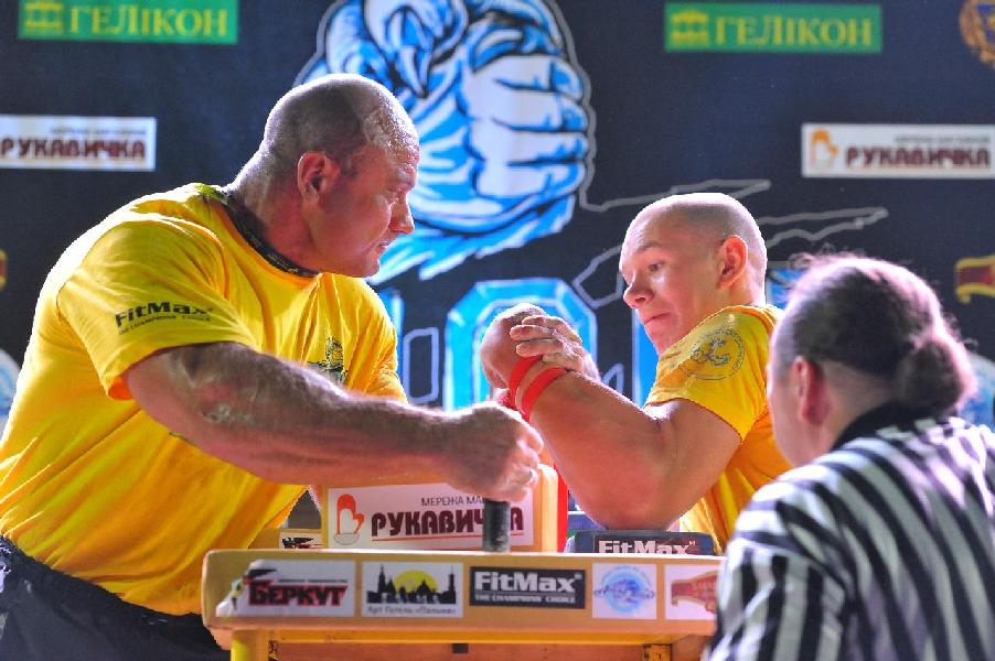 Lion Cup 2013 - Right Hand # Armwrestling # Armpower.net